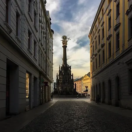 V Centru Olomouce アパート